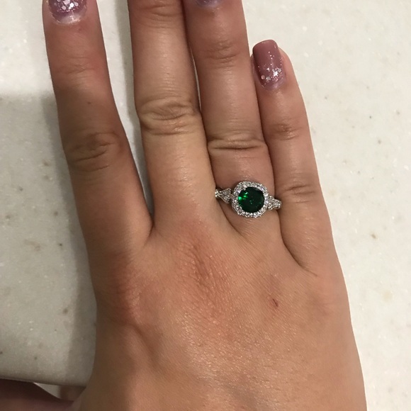 Jewelry - Emerald Halo Ring